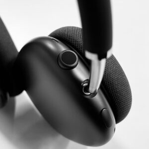wireless over ear bluetooth headphones fully compatible with ios system, premium edition without active noise cancellation.