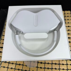 wireless over ear bluetooth headphones fully compatible with ios system, premium edition without active noise cancellation.