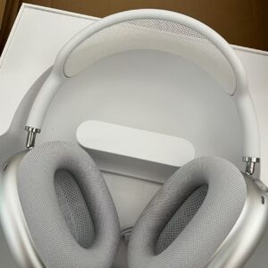 wireless over ear bluetooth headphones fully compatible with ios system, premium edition without active noise cancellation.